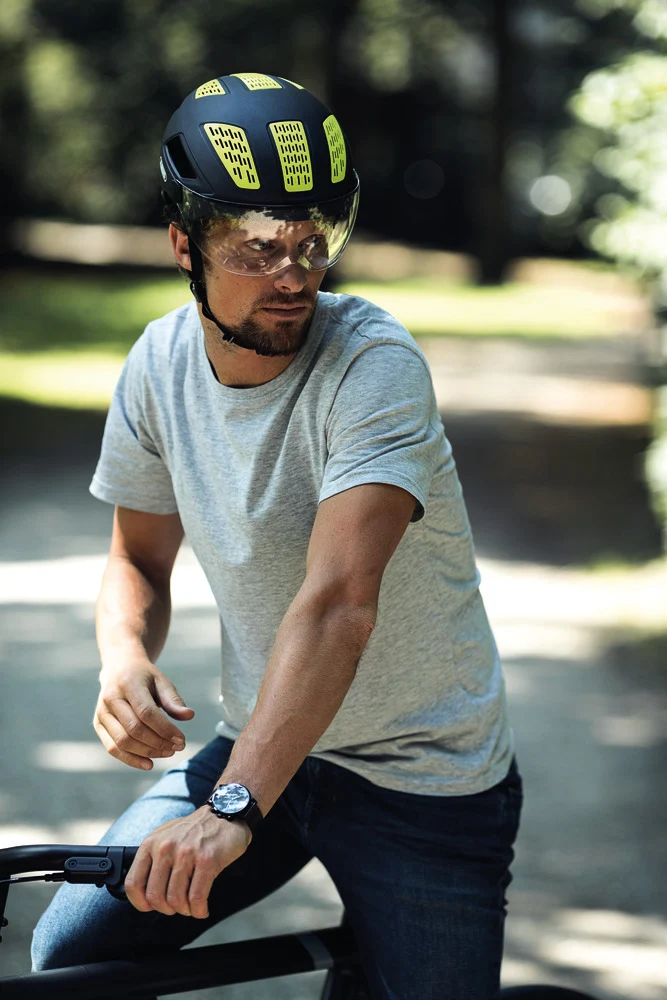 Abus Hyban 2.0 ACE bicycle helmet