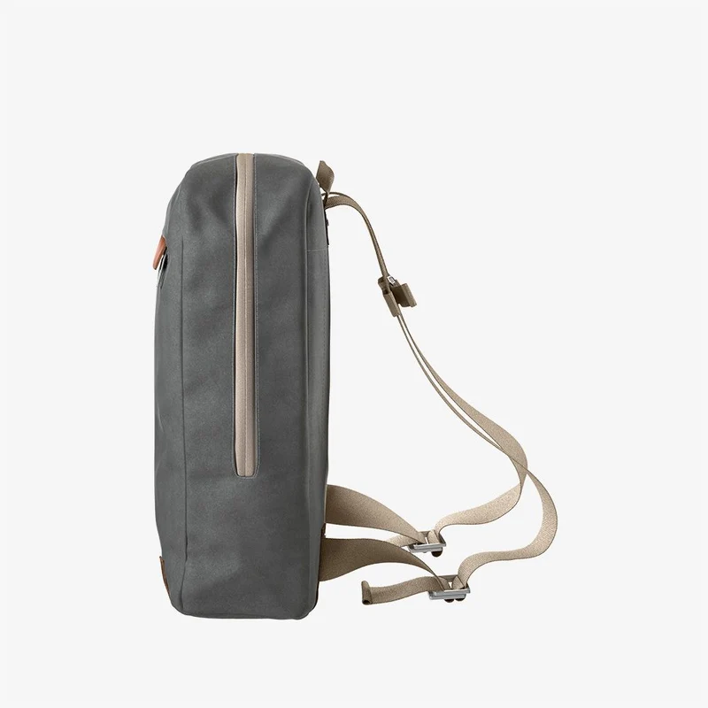 Brooks Pickzip Day Pack Small Backpack