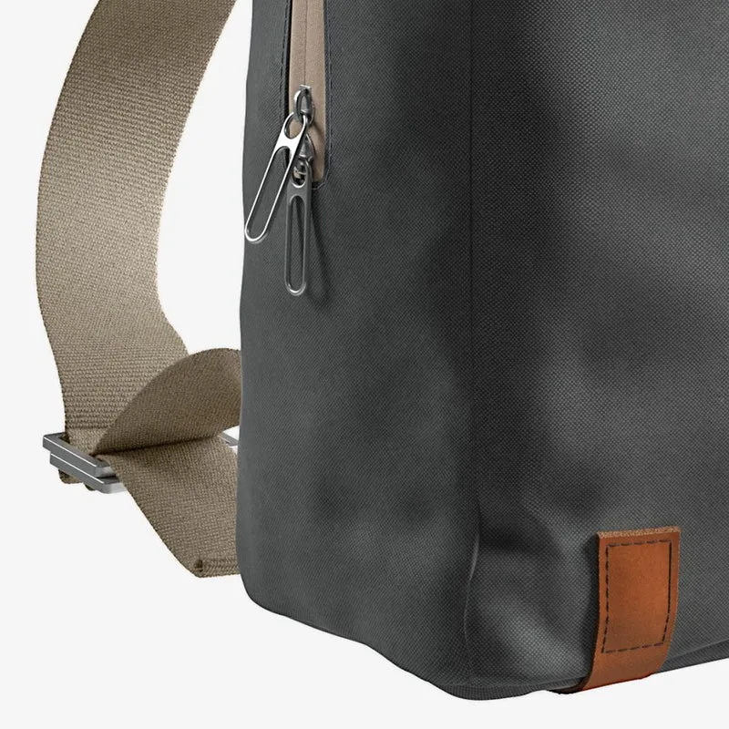 Brooks Pickzip Day Pack Small Backpack