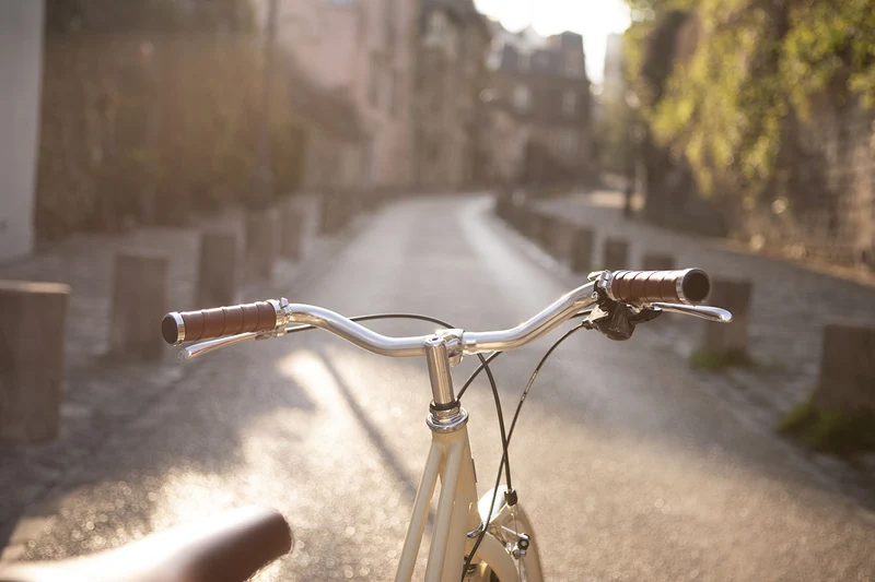 InFiné Cycles Flâneuse Urban Bike - Cream