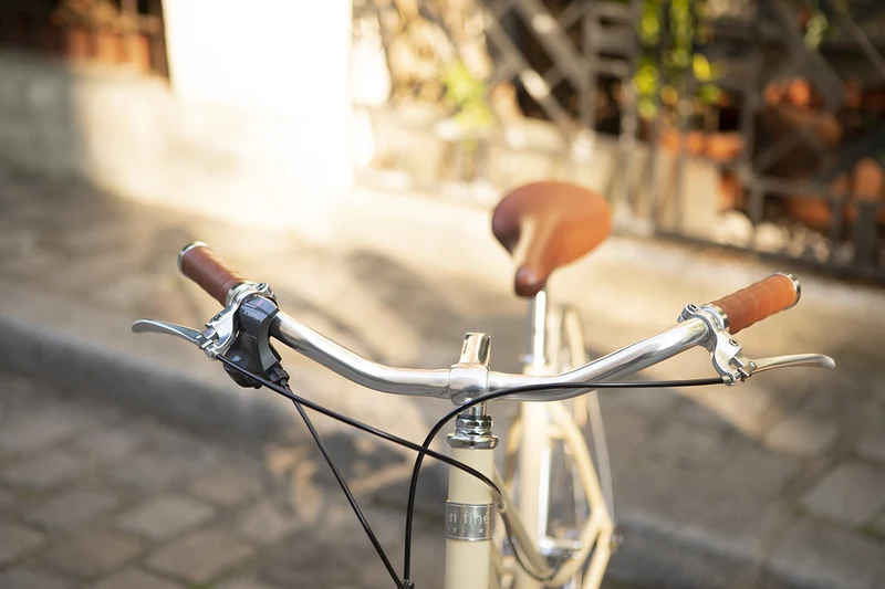 InFiné Cycles Flâneuse Urban Bike - Cream