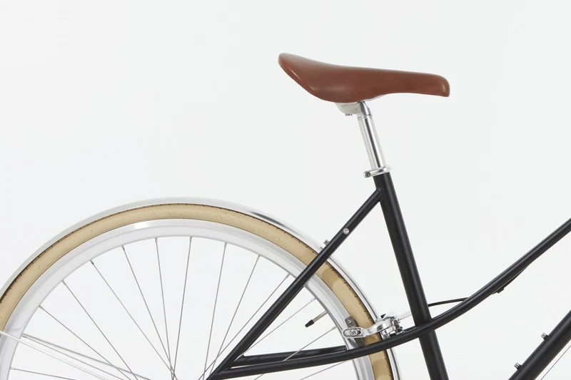 InFiné Cycles Flâneuse Urban Bike - Matte Black
