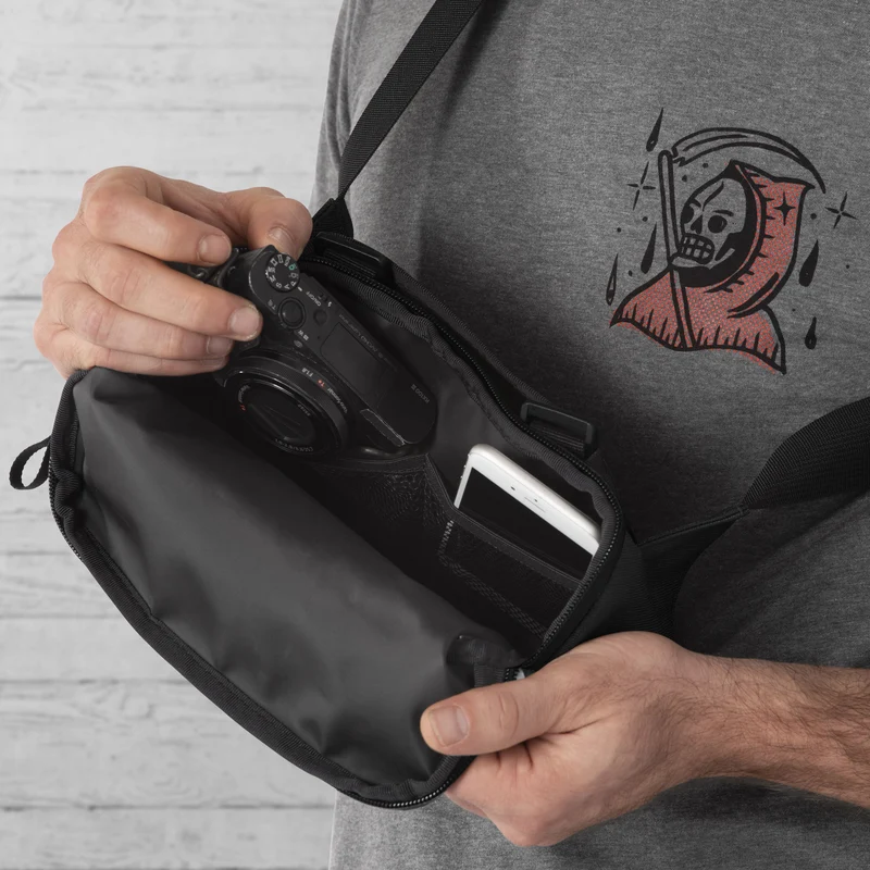 Chrome Helix handlebar bag
