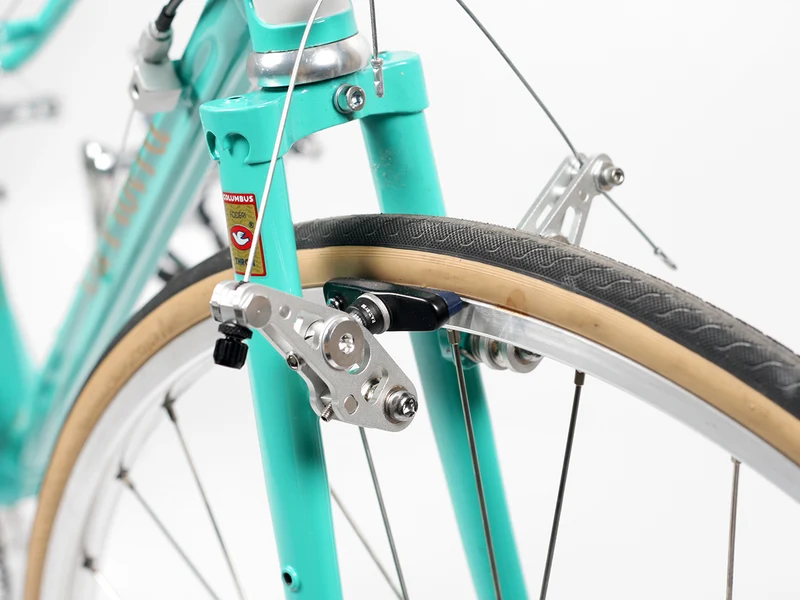 Pair of Cantilever brake calipers Via Components