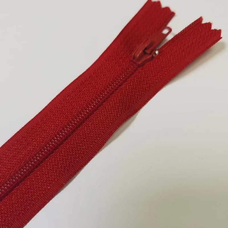 KKF | Fermeture Éclair à bout fermé | #3 | 59 1/4" / 150 cm | Rouge