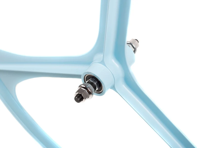 Sky blue 3 Spoke spoke wheel