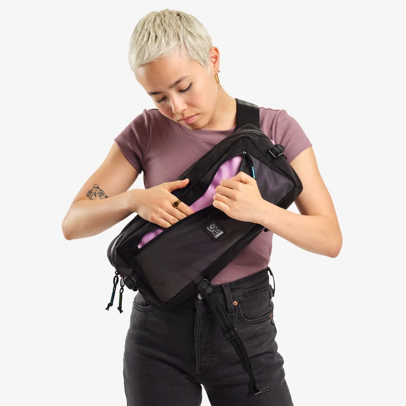 Chrome Kadet Sling shoulder bag