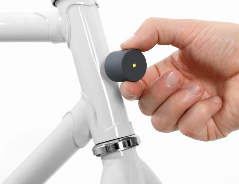 Lucetta magnetic mount bike light