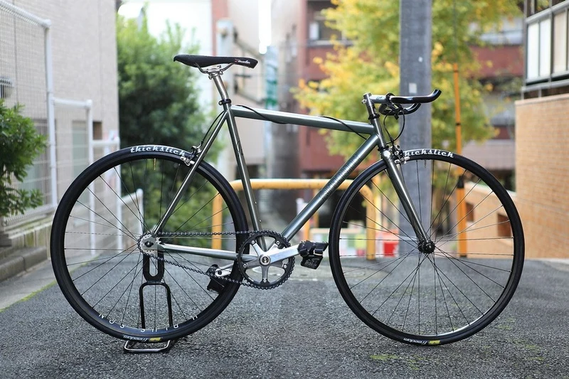 Fixie / singlespeed tire WTB Freedom ThickSlick Sport Black 700 / 28