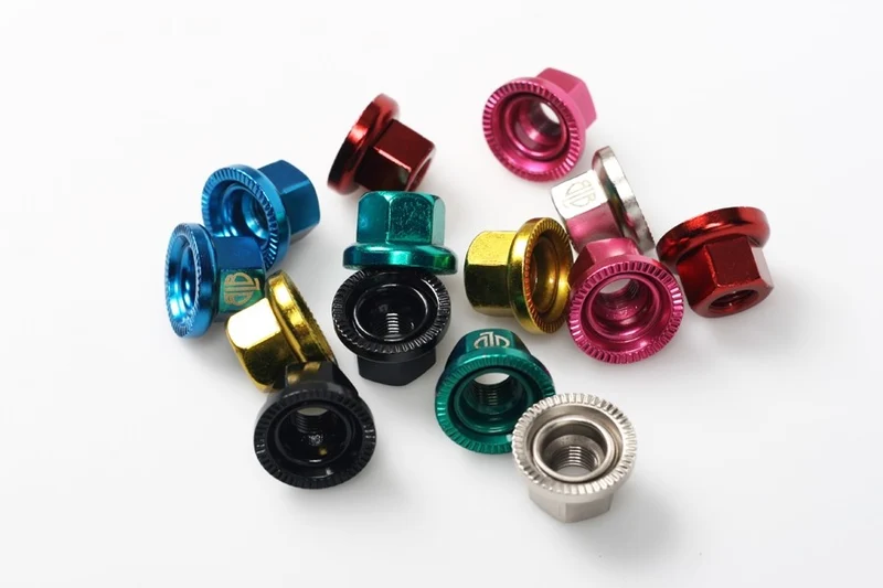 BLB Track hub nuts