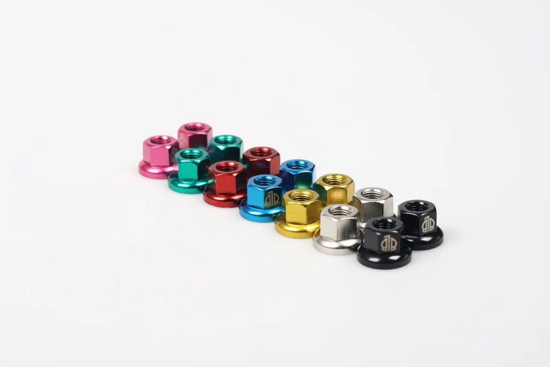 BLB Track hub nuts