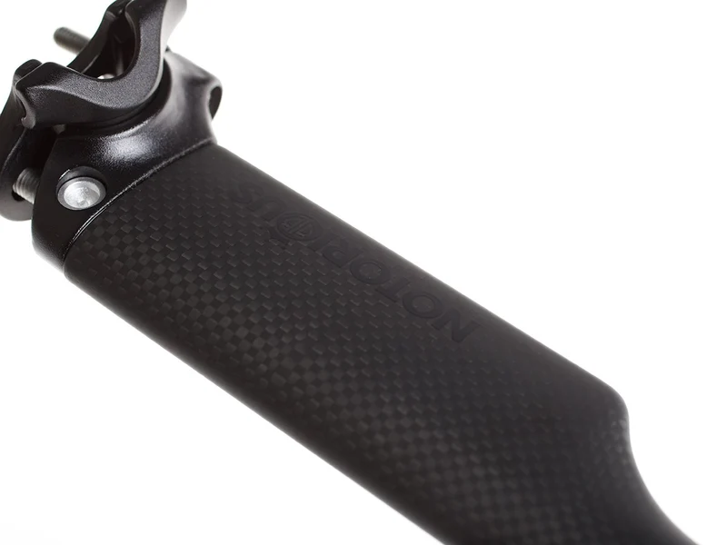 BLB Notorious Carbon Seatpost