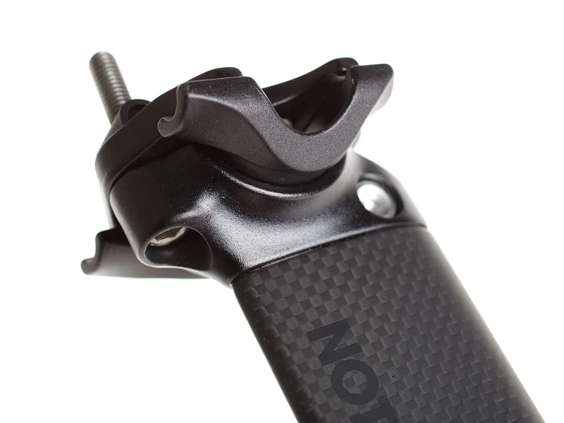 BLB Notorious Carbon Seatpost