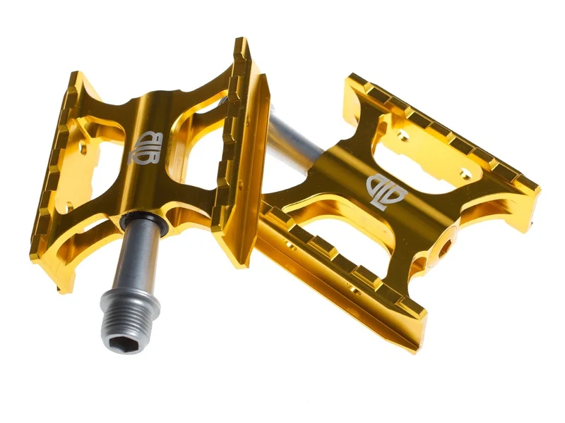 BLB Track Pedals