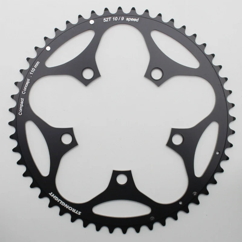 Plateau Route 5 branches Ø 110 Stronglight Dural 52 dents Extérieur Noir Type Shimano 10-9V.